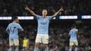 Penyerang Manchester City, Erling Haaland berselebrasi usai mencetak gol ke gawang Nottingham Forest pada pertandingan lanjutan Liga Inggris di Stadion Etihad di Manchester, Inggris, Kamis (1/9/2022).  Haaland mencetak hattrick dan Manchester City menang besar atas Nottingham Forest 6-0. (AP Photo/Dave Thompson)