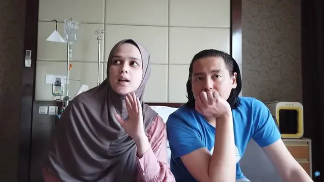 Potret perjuangan Cut Meyriska lawan penyakit misterius. (Sumber: Youtube/RogerChika Journey)