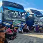 Gubernur Jawa Tengah, Ganjar Pranowo memfasilitasi mudik gratis untuk warga asal Jawa Tengah yang merantau di Sumatera.