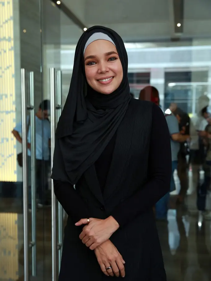 [Bintang] Dewi Sandra