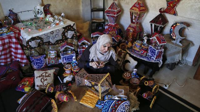 Lentera Fanous Menyambut Ramadan di Gaza