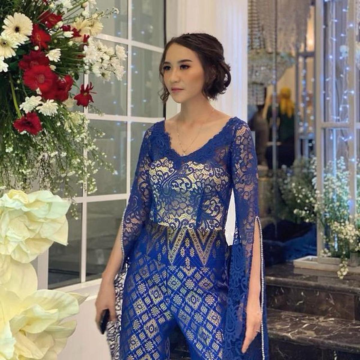 Potret Putri Sirty Cikita Sabunge dalam Balutan Kebaya, Polwan yang Viral karena Tegur Orang yang Sedang Makan