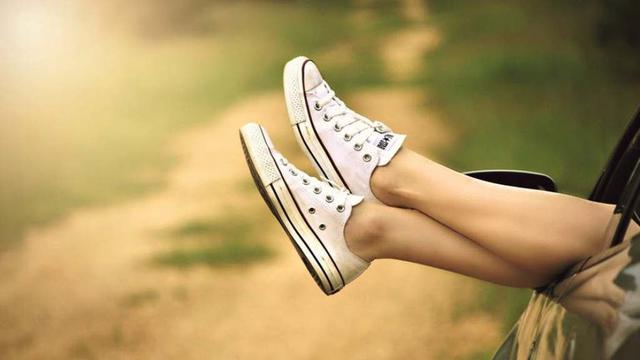 Hilangkan Bau Kaki dengan Baham Alami, Coba Yuk!