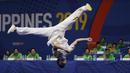 Atlet wushu Indonesia, Edgar Xavier, beraksi pada SEA Games 2019 cabang wushu nomor Taoulu Chanquan di World Trade Center, Manila, Minggu (1/12). Mendapat nilai 9,59, dirinya gagal meraih medali. (Bola.com/M Iqbal Ichsan)