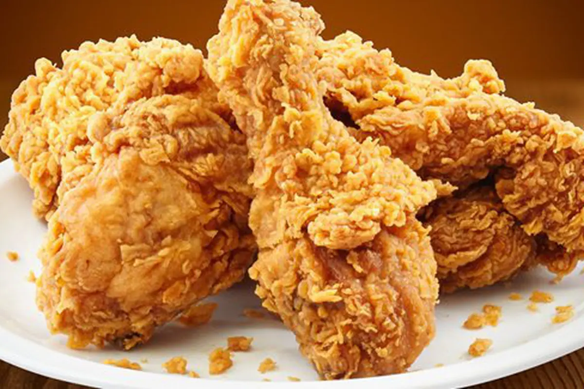 Ayam goreng renyah super lezat/copyright: gobankingrates