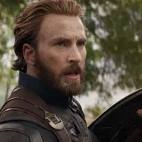 Chris Evans sepertinya mengambil risiko besar karena membawa pulang naskah Avengers: Infinity War. (Youtube)