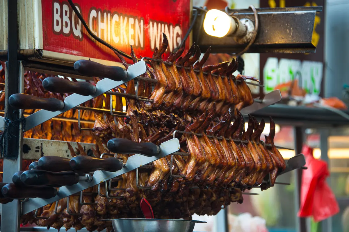 5 Tempat Makan di Kuala Lumpur yang Jangan Sampai Kamu Lewatkan