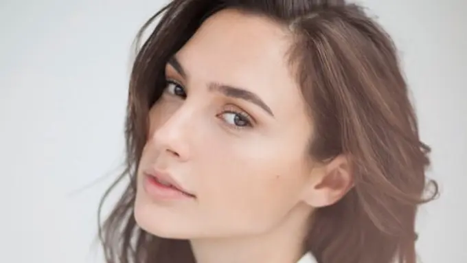 [Bintang] Gal Gadot
