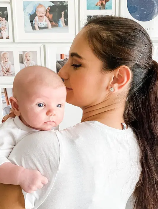 (Instagram/marissaIn)