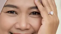 Model Cincin Tunangan Terbaru 2025, Simbol Cinta dalam Sentuhan Islami
