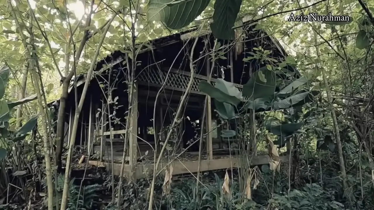 Rumah Ahmad Dhani Terbengkalai