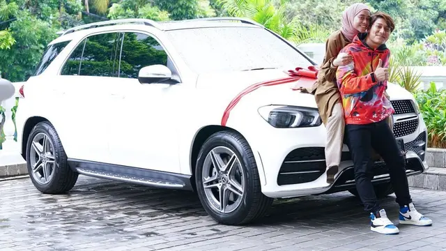 [Fimela] Rizky Billar dan Lesti Kejora