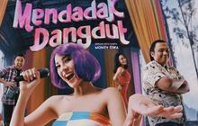 Sinopsis Film Mendadak Dangdut Dibintangi Anya Geraldine, Kisah Seru Pelarian Naya ke Desa Terpencil