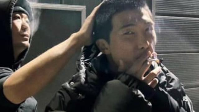 RM BTS Tak Sengaja Unggah Foto Saat Merokok, Langsung Buru-Buru Dihapus