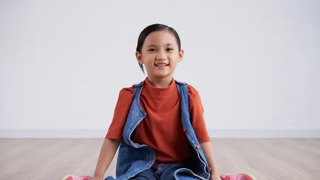 Seorang anak perempuan (Foto Dok: Freepik/ pressfoto)