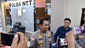 Anjing Pelacak Disebar Cari Korban Gempa NTT