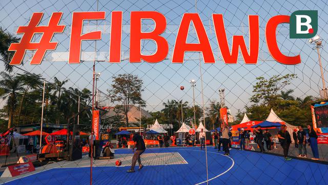 Foto: Menilik Keseruan di Fan Zone Piala Dunia FIBA 2023, Ragam Permainan hingga Kuliner Tersedia