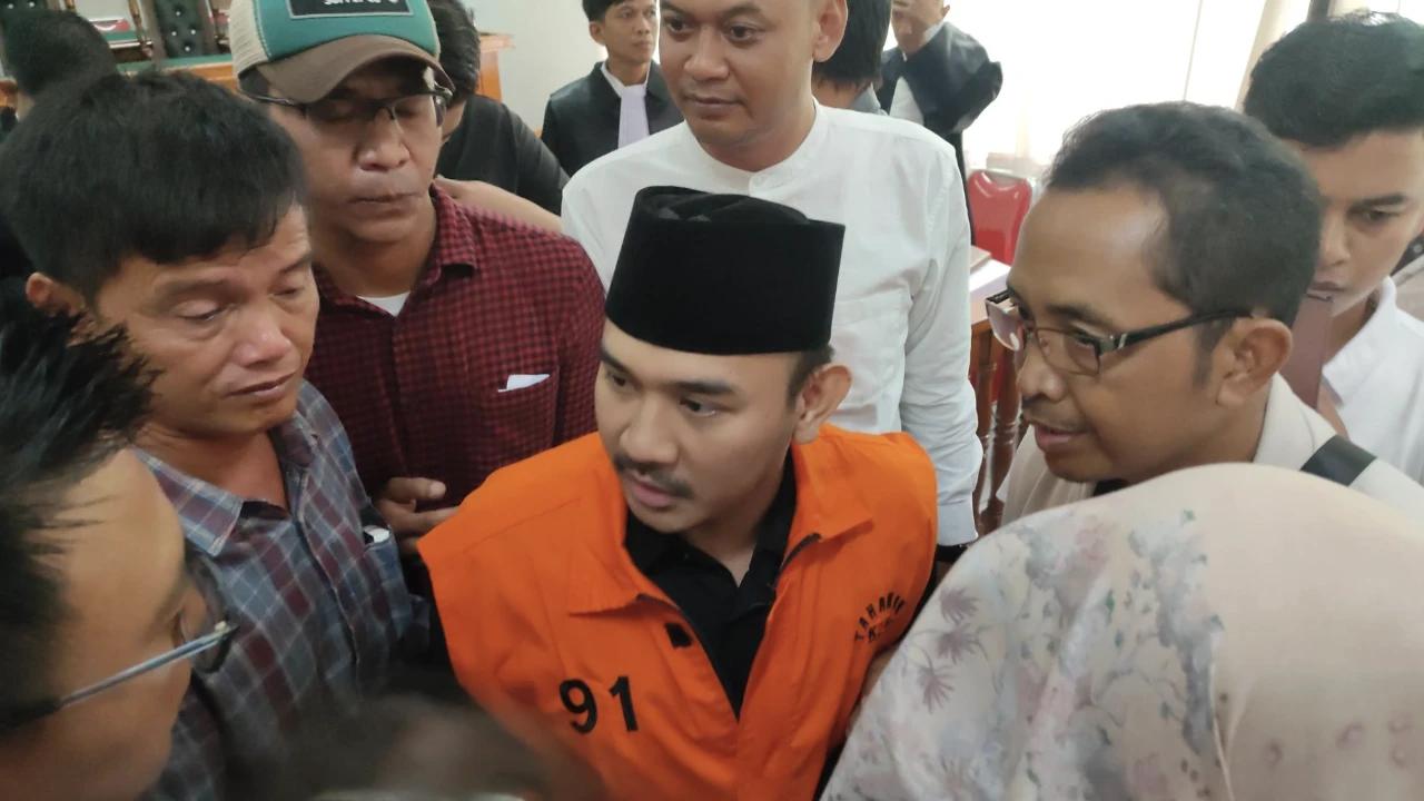 Ade Kuswara Kunang Diduga Pakai Uang Suap dari Pengusaha untuk Umrah