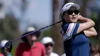 Pegolf wanita asal Korsel, So Yeon Ryu memukul bola selama putaran ketiga turnamen ANA Inspiration 2017 di Mission Hills Country Club, Rancho Mirage, California (1/4). (AP Photo. / Chris Carlson)