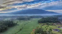 Gunung Cakrabuana merupakan salah satu gunung di Jawa Barat. (Dok: Instagram&nbsp;@cepyavey)