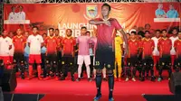 Pemain Persibat saat lauching tim untuk Liga 2 2019. (Bola.com/Gatot Susetyo)