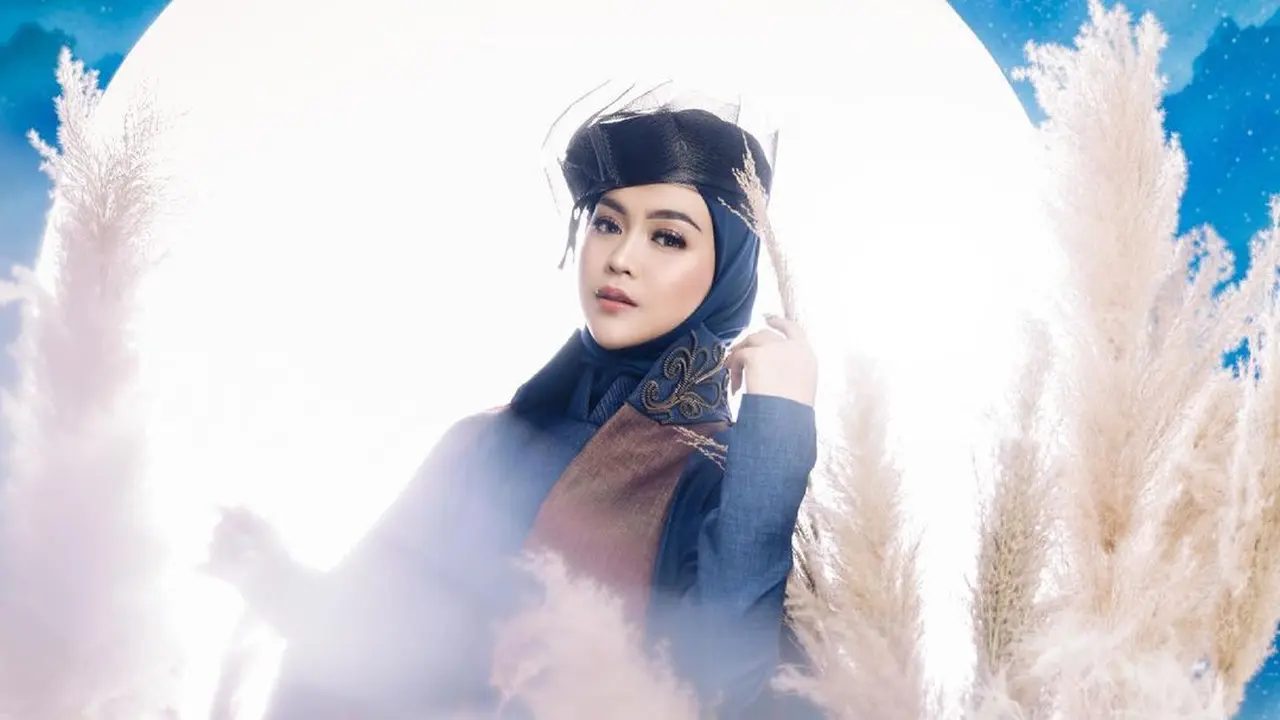 5 Pemotretan Ria Ricis dengan Tema Lovely Moonlight Ini Mukanya Bikin Pangling