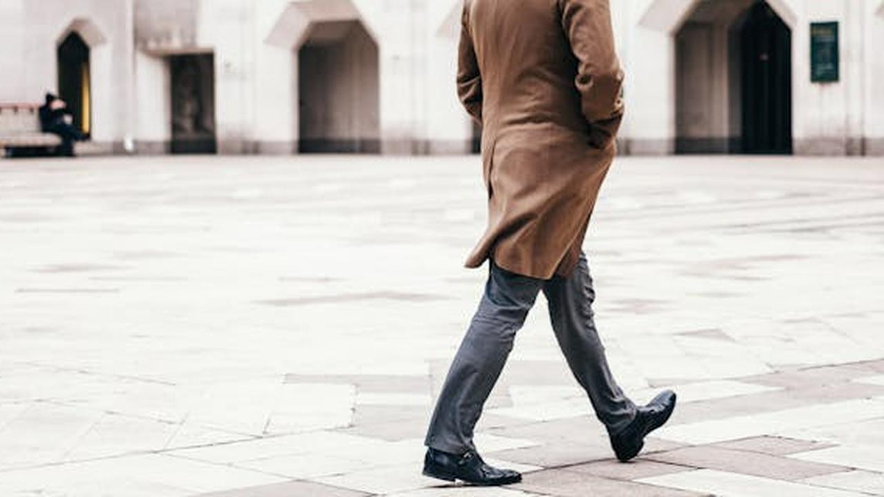 4 Kesalahan saat Berjalan yang Bisa Menimbulkan Rasa Sakit
