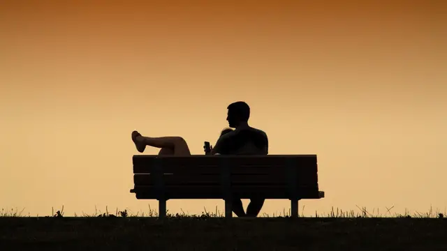 Kamu Pikir Biasa, Padahal 7 Sikap Ini Bikin Pacar Cemburu Buta