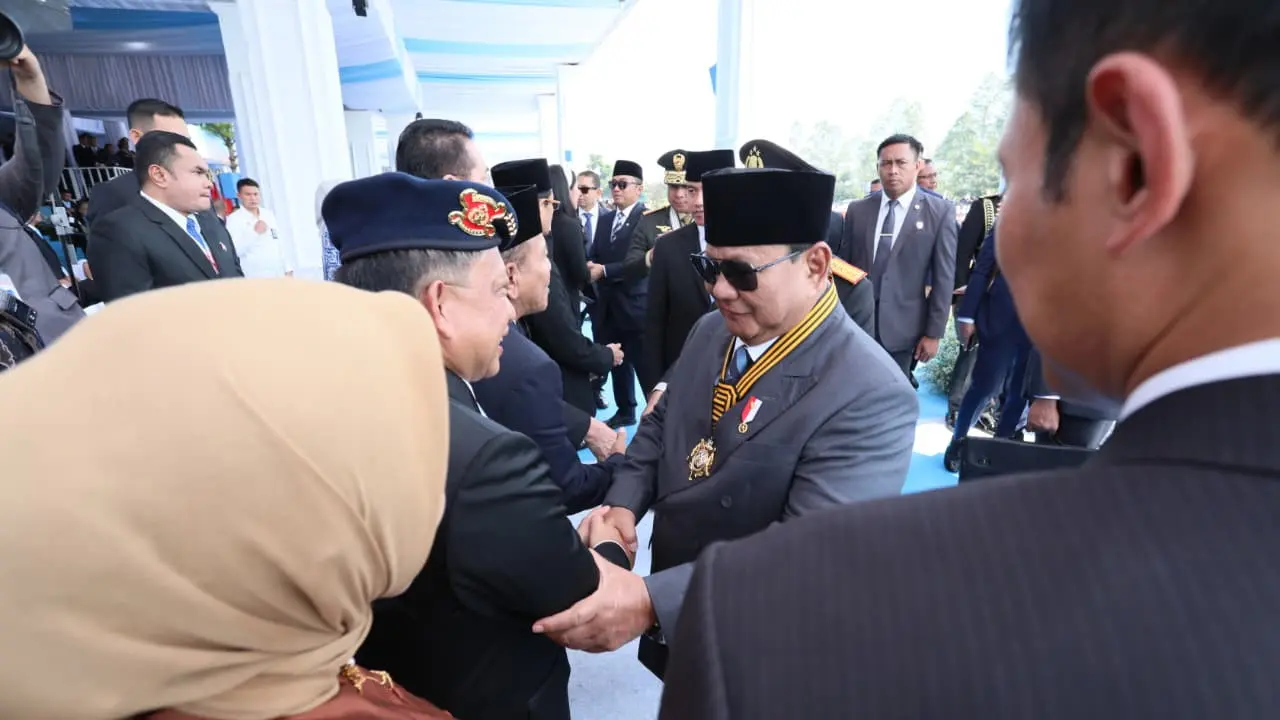 Mendagri Muhammad Tito Karnavian menghadiri upacara HUT ke-80 Polri.