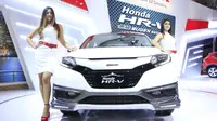 Honda menampilkan 11 mobil display yang dipamerkan di booth pada Pameran Otomotif Medan (POM) 2015. 