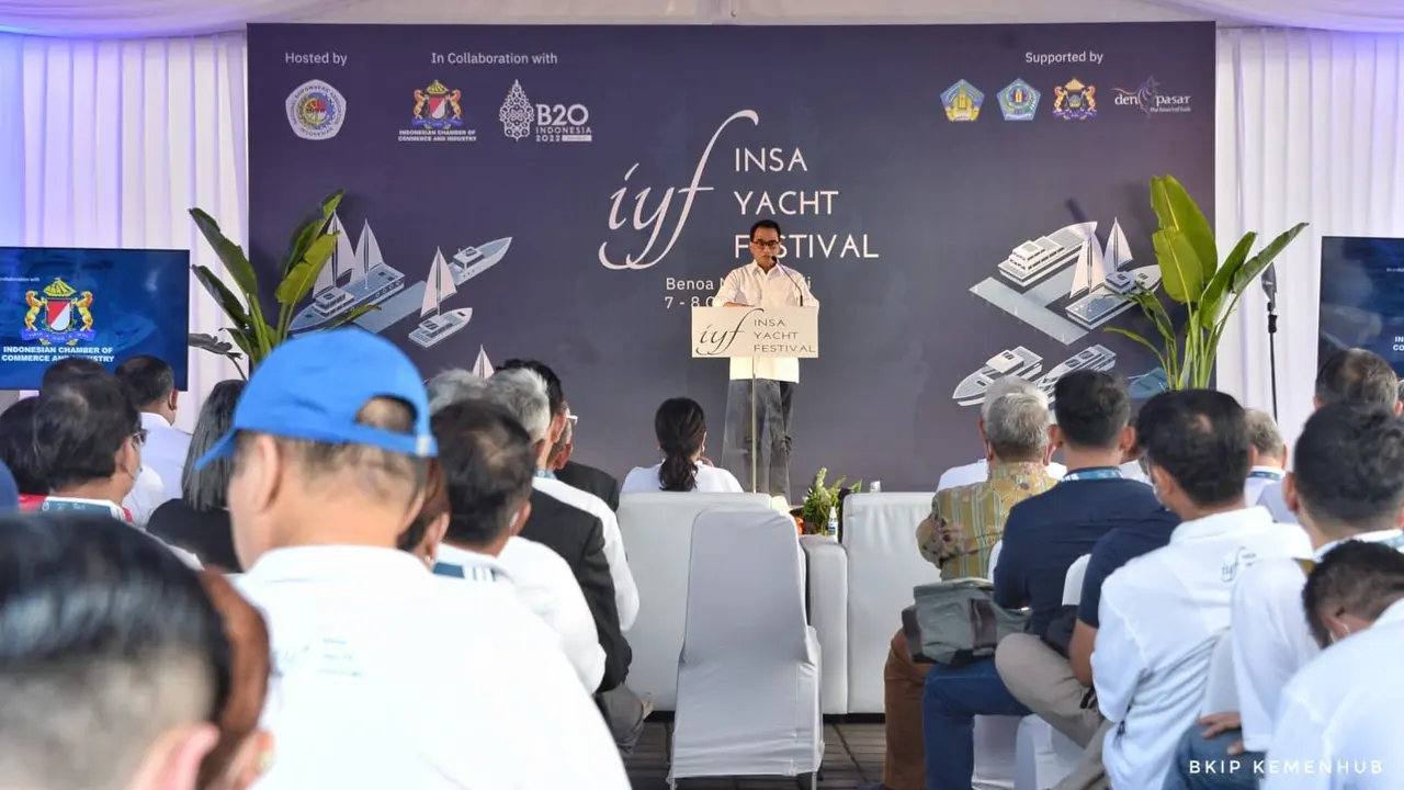 Menteri Perhubungan Budi Karya Sumadi di kegiatan INSA Yacht Festival yang diselenggarakan oleh Indonesian National Shipowners Association (INSA) di Pelabuhan Benoa Bali. (Dok Kemenhub)