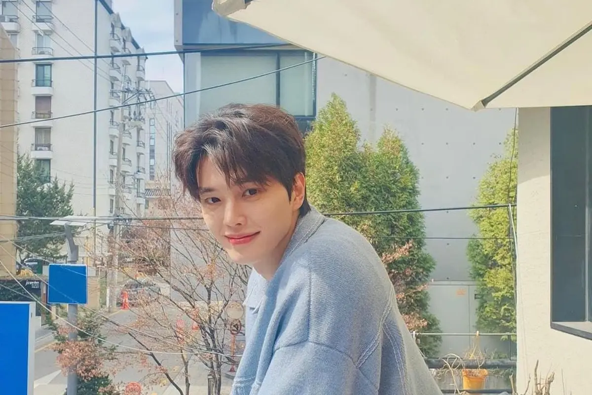 Song Kang (Instagram/songkang_b)