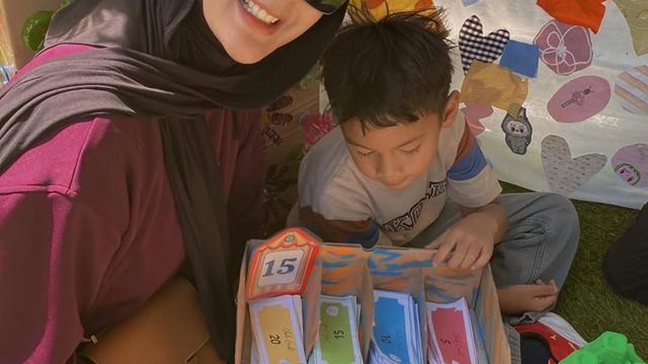 6 Potret Paula Verhoeven Hadiri Acara Sekolah Kiano, Kompak Bareng Baim Wong