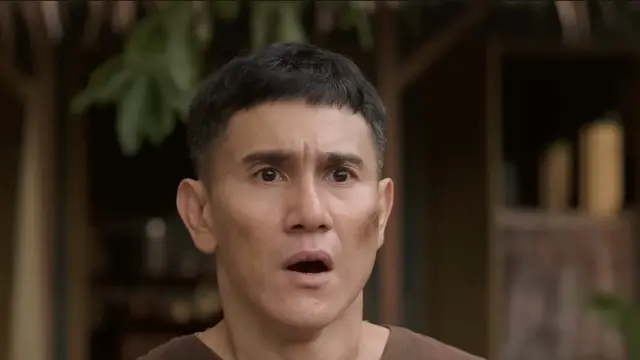 Vino G. Bastian sebagai Makmur dalam film Kang Mak From Pee Mak. (Foto: Dok. Falcon Pictures)