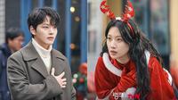 Yeo Jin Goo dan Moon Ga Young dalam Link: Eat, Love, Kill. (tvN via Soompi)