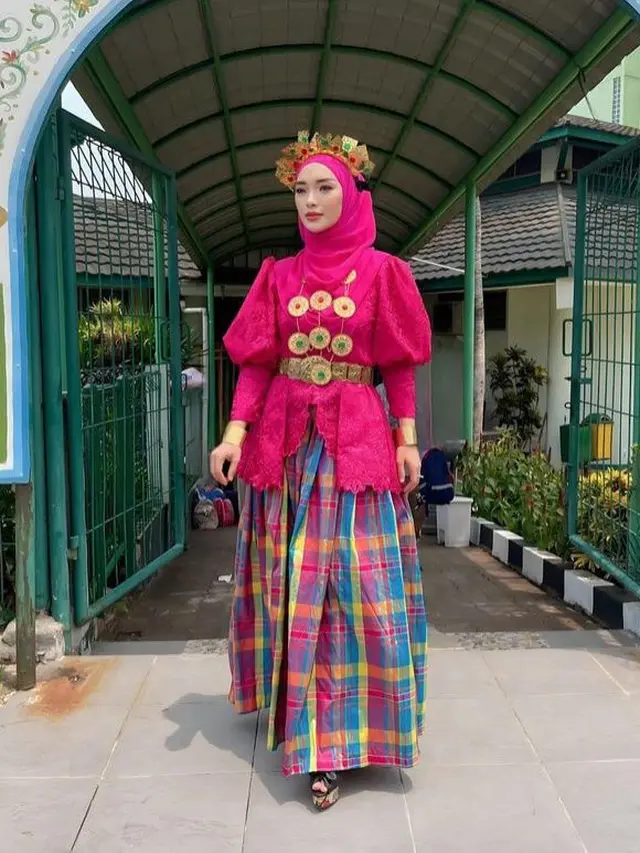 Zaskia Gotik Mirip Inara Rusli (sumber : Instagram/@zaskia_gotix)