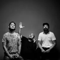 Eksklusif 25 tahun NTRL (Fotografer: Bambang E Ros, Digital Imaging: Nurman Abdul Hakim/Bintang.com)