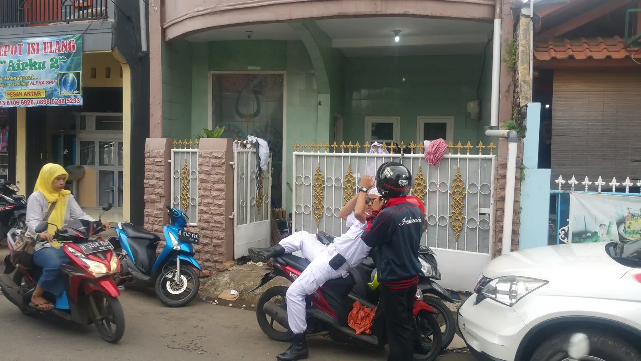 Rumah Firza Husein di Jakarta Timur
