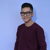 Bertambah umur, Rafael mendapatkan berbagai macam doa dari orang-orang terdekatnya, terutama ibunda tercinta yang berharap agar dia bisa cepat membangun rumah tangganya sendiri. (Galih W. Satria/Bintang.com)