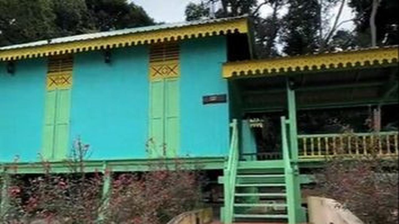 Perekam video menyebut, jika dia kerap kali ditanya oleh warganet soal keberadaan rumah Upin Ipin yang asli.