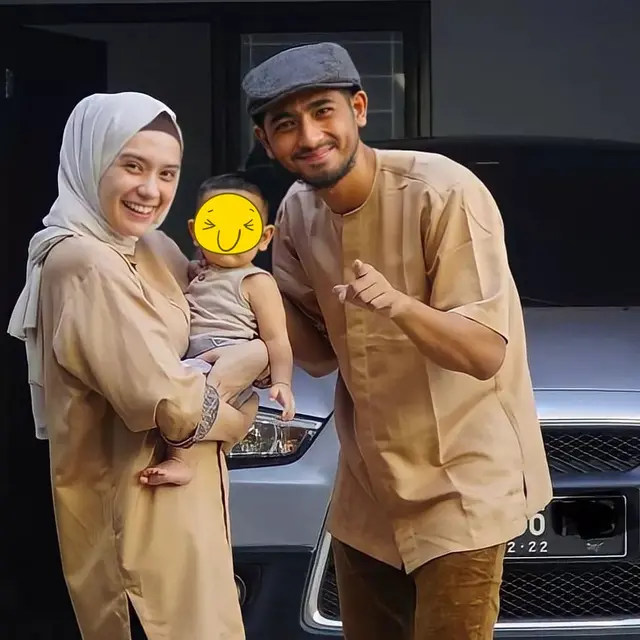 Arya Saloka Berjenggot dan Berkumis