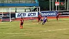 Persik Kediri membayar sakit hatinya gagal menembus partai final setelah menekuk Persipura Jayapura 1-0 (1-0) dalam perebutan tempat ketiga Piala Indonesia 2010 di Stadion Manahan, Solo. 