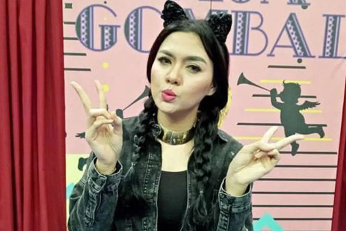 [Bintang] Seleb dengan rambut kepang