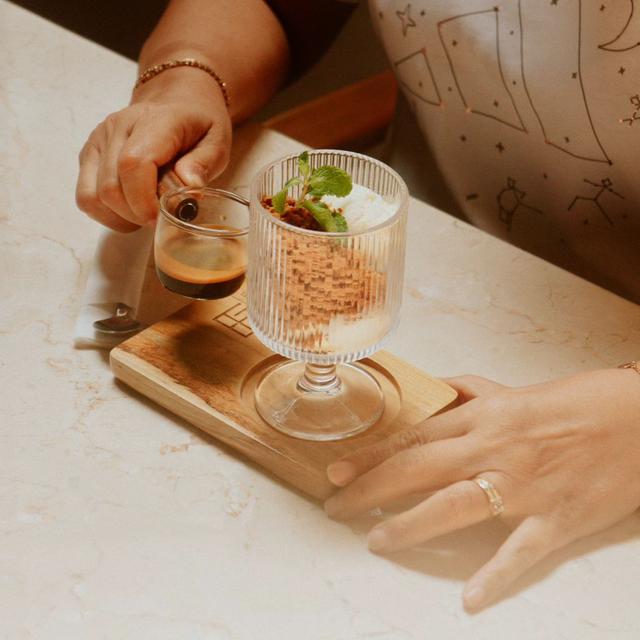 Menu Affogato di Kafe Rode Winkel, Toko Merah, Kota Tua Jakarta