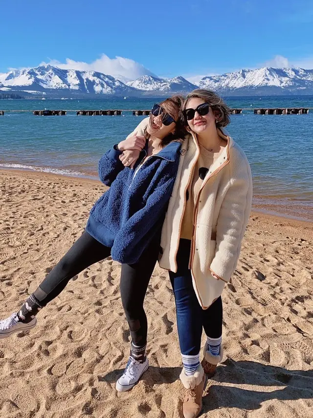 Potret Kompak 6 Selebriti Bersama Saudara Perempuannya, Sister Goals
