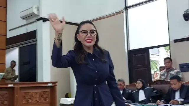 Sidang Lanjutan Nikita Mirzani. (M Altaf Jauhar/ Liputan6.com)
