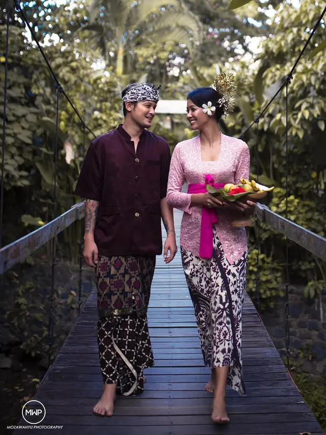 [Fimela] Bunga Jelitha dan Syamsir Alam