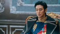 Medali di Kostum Ju Ji Hoon dalam The Remarried Empress Disebut Mirip Nazi, Tim Drakor Minta Maaf