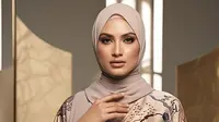 7 Model Gamis Glamor untuk Muslimah Tampil Stylish di Acara Formal dan Semi Formal