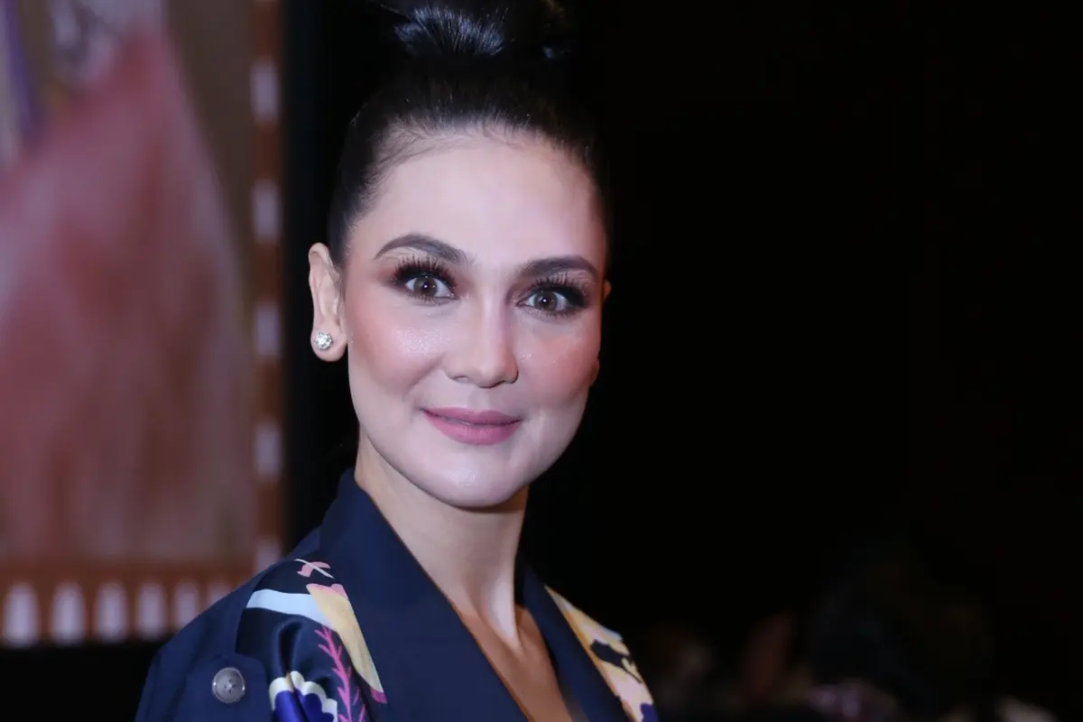 [Bintang] Luna Maya